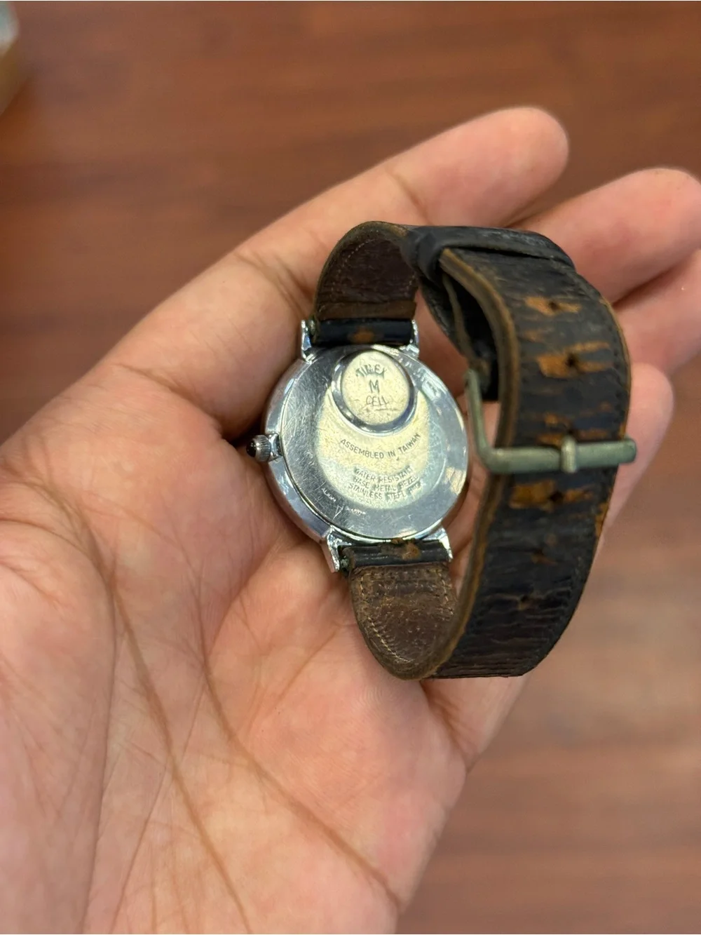 Timex Vintage Quartz White Face  Q Quantum M Cell Men’s Watch